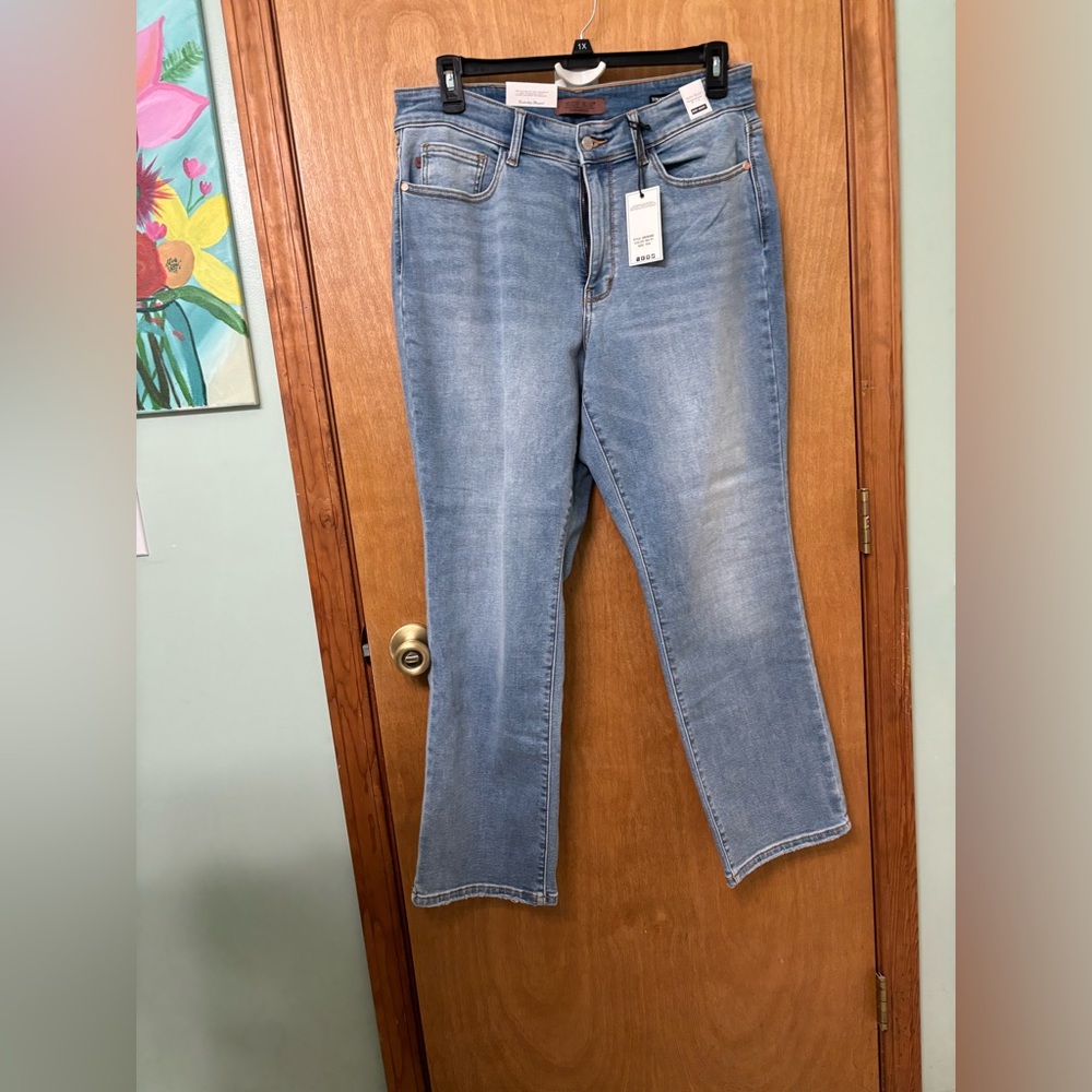 Judy Blue high rise straight leg jeans NWT size 16w (equiv. To 18 dept store)